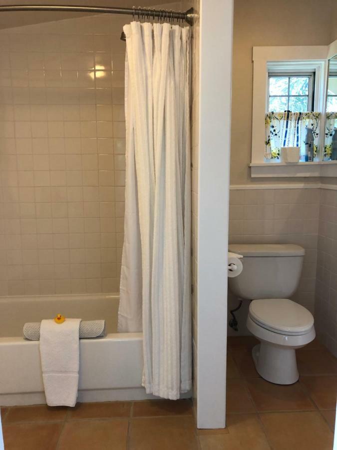 The Inn At Dickens House St. Petersburg Extérieur photo